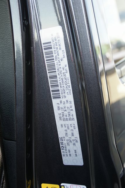 Used 2018 Jeep Wrangler Unlimited Sahara image 36