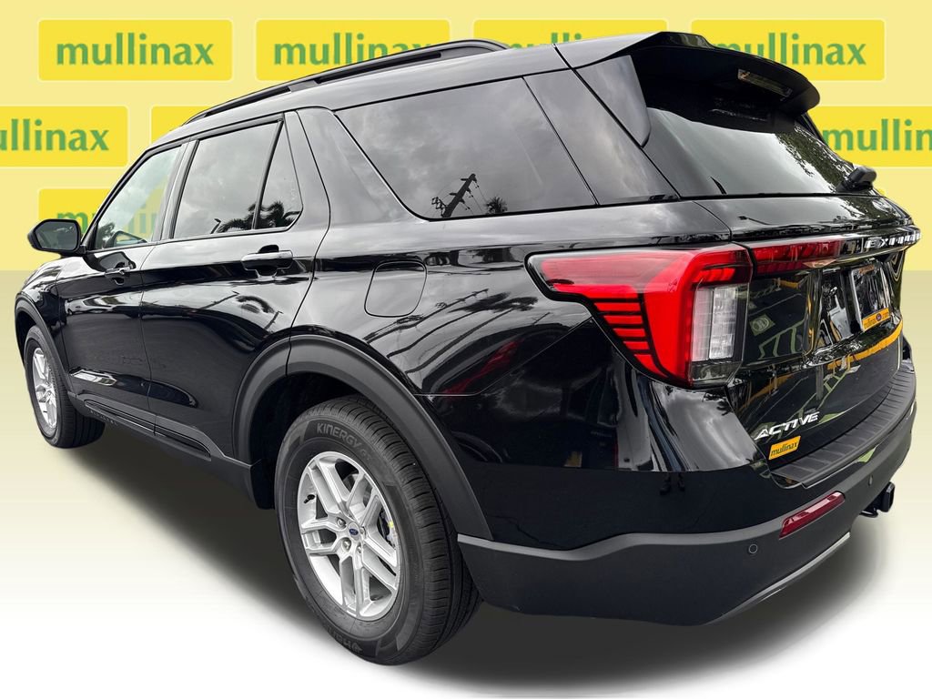 New 2026 Ford Explorer Active RWD image 4