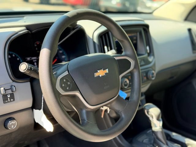 Used 2022 Chevrolet Colorado W/T w/ Custom Special Edition AWD/4WD image 9