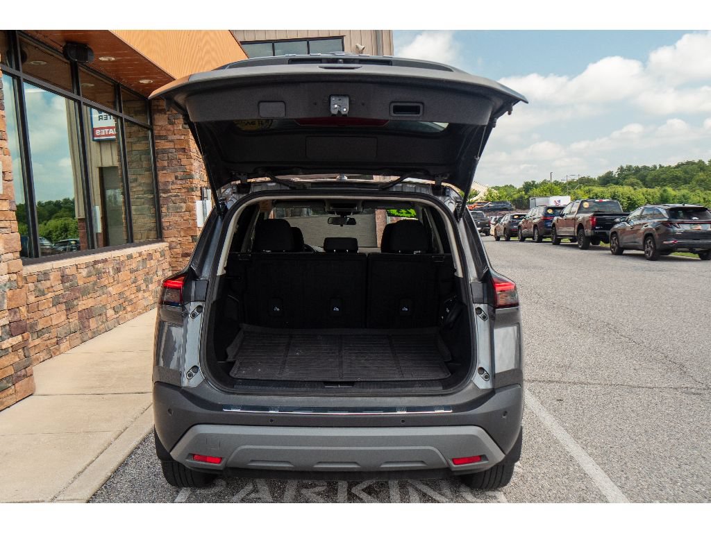 Used 2023 Nissan Rogue SV AWD/4WD image 26