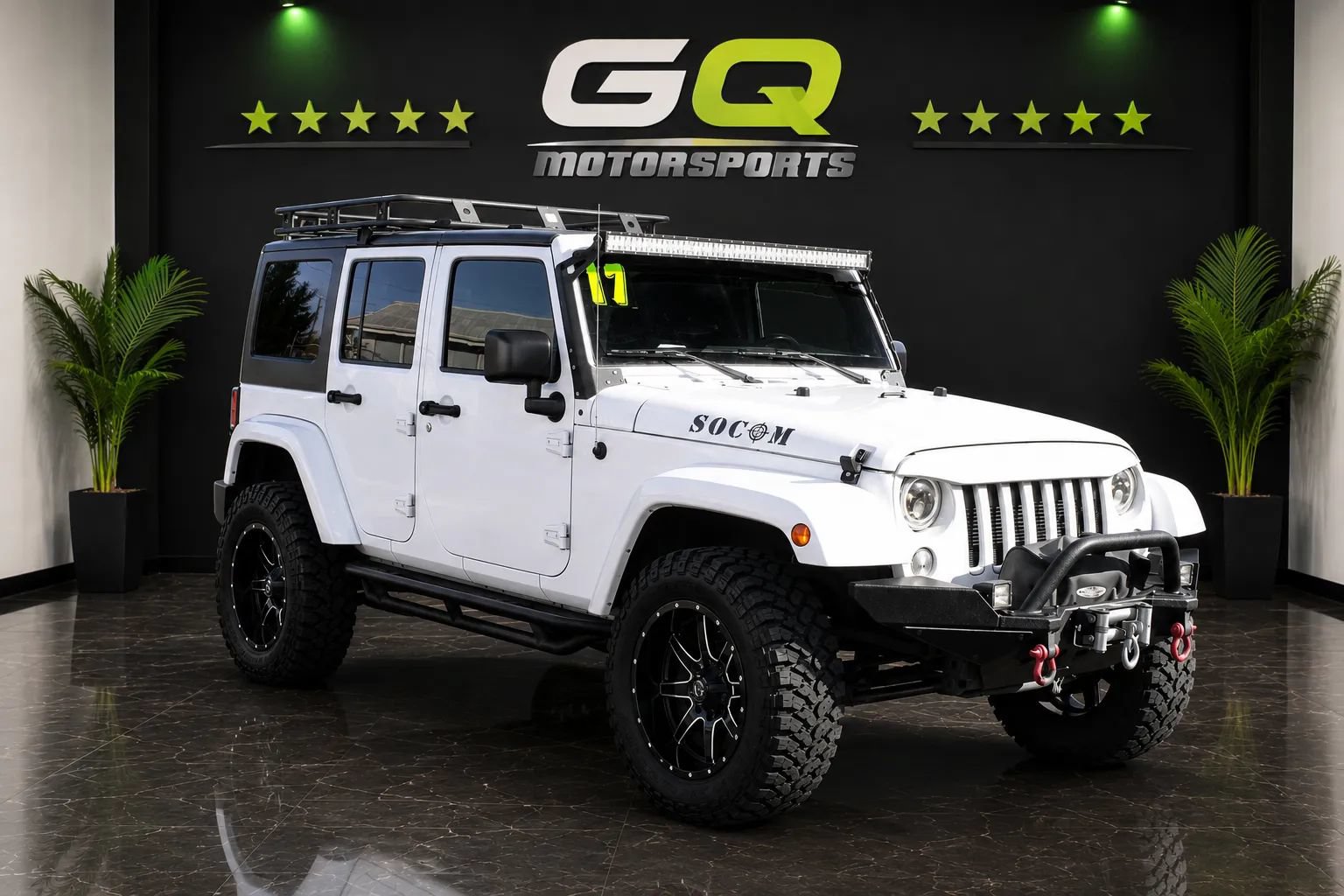 Used 2017 Jeep Wrangler Unlimited Sahara w/ Connectivity Group AWD/4WD image 1