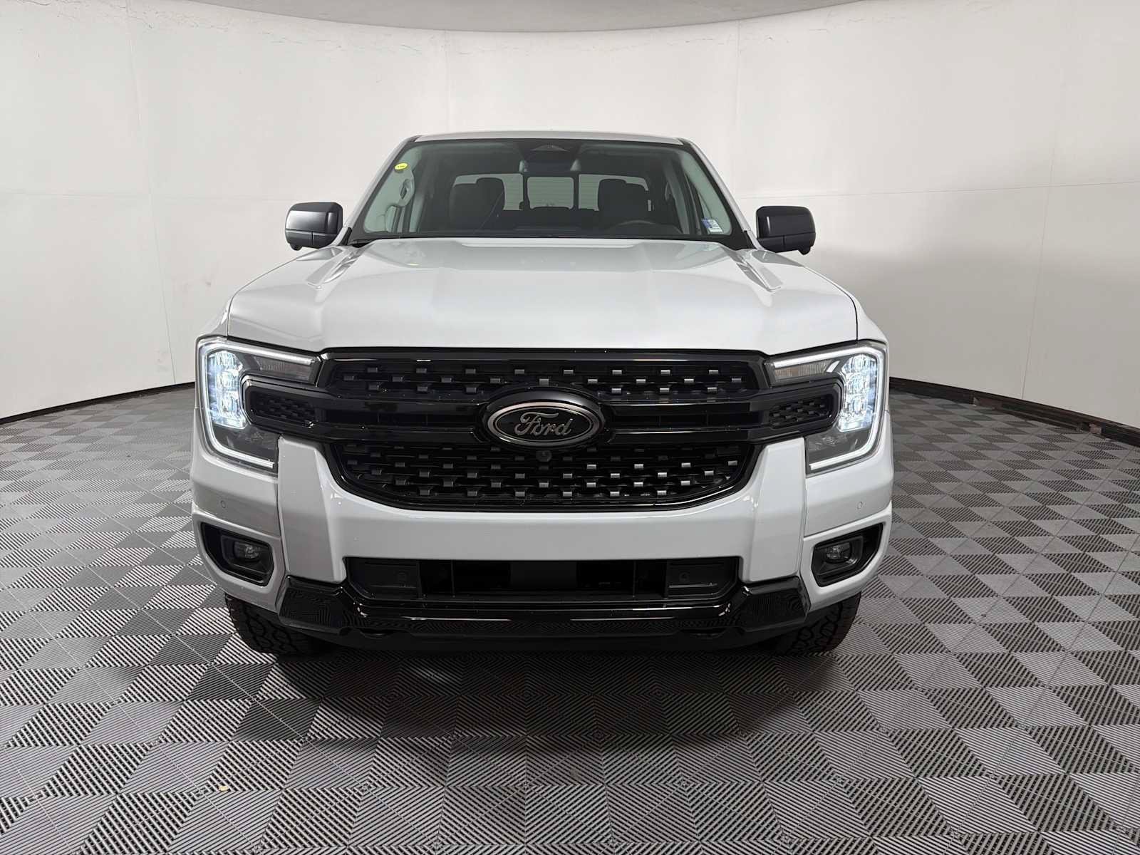 New 2026 Ford Ranger XLT w/ Equipment Group 301A High AWD/4WD image 2