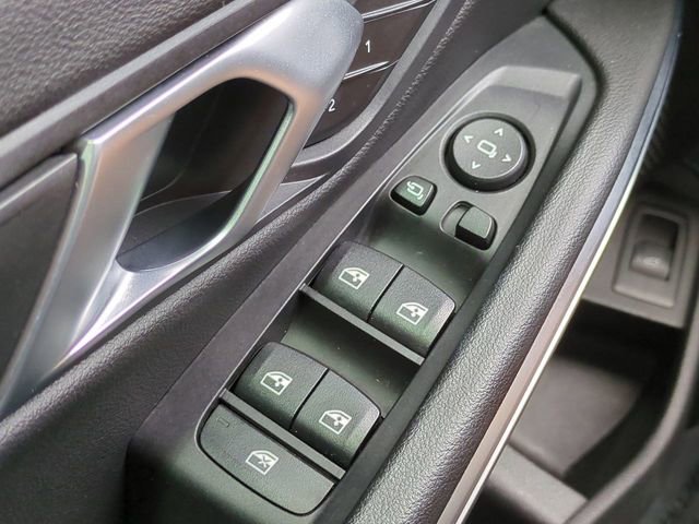 Used 2024 BMW 330i Sedan w/ Premium Package RWD image 23