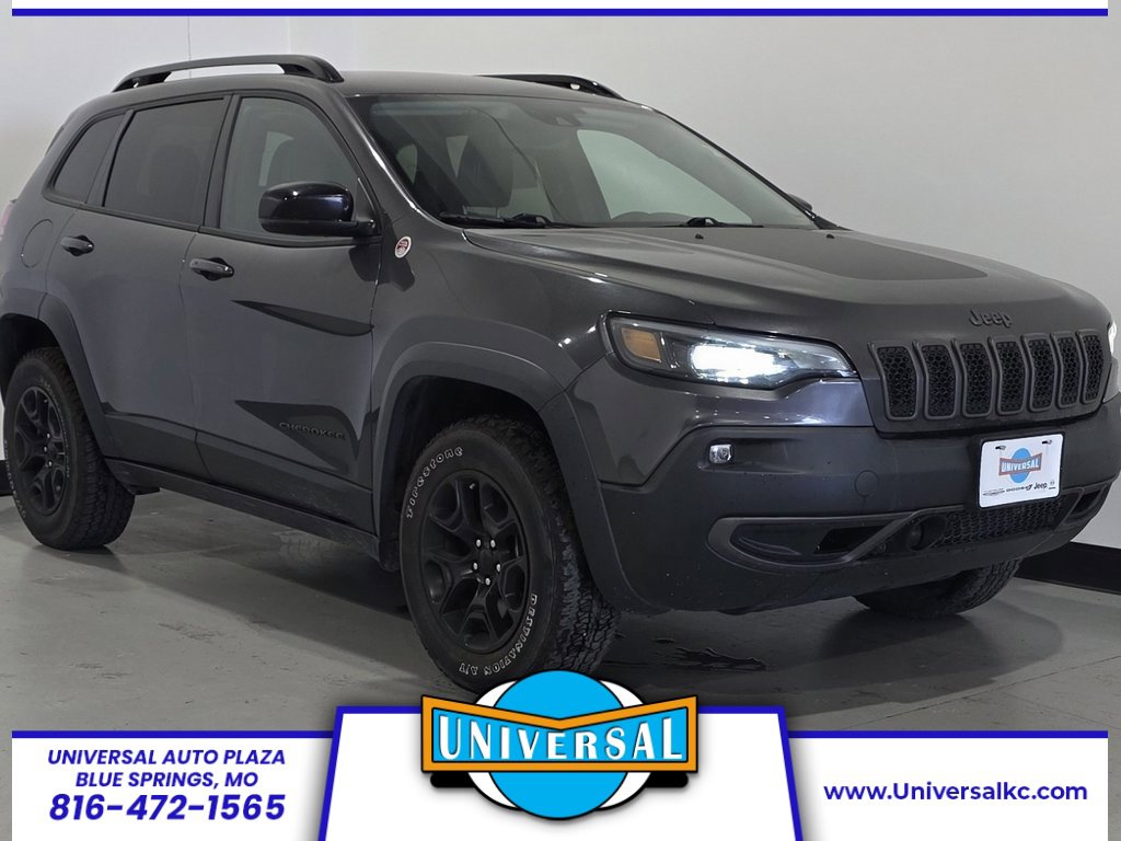 Used 2022 Jeep Cherokee Trailhawk w/ Trailer Tow Group