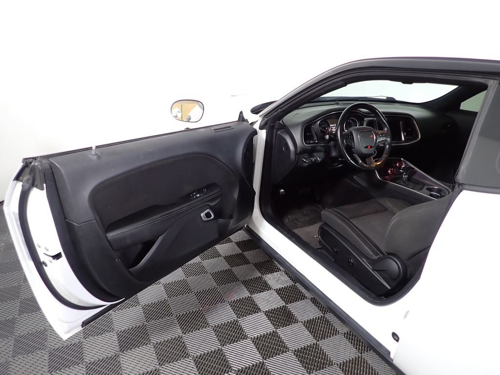 Used 2017 Dodge Challenger R/T w/ Cold Weather Group RWD image 19