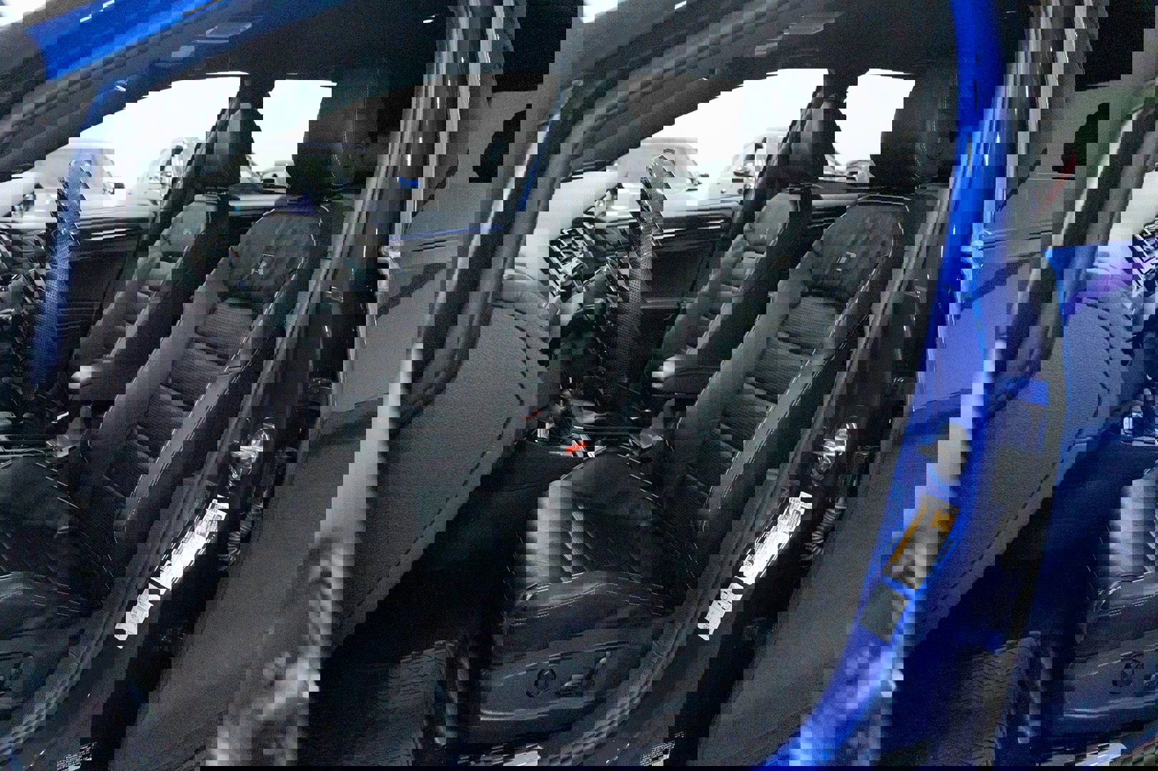 Used 2018 Volkswagen Golf 4-Door image 18