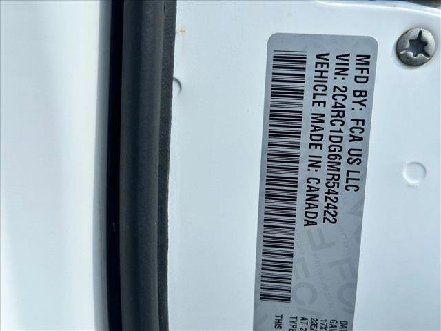 Used 2021 Chrysler Voyager Lxi image 24