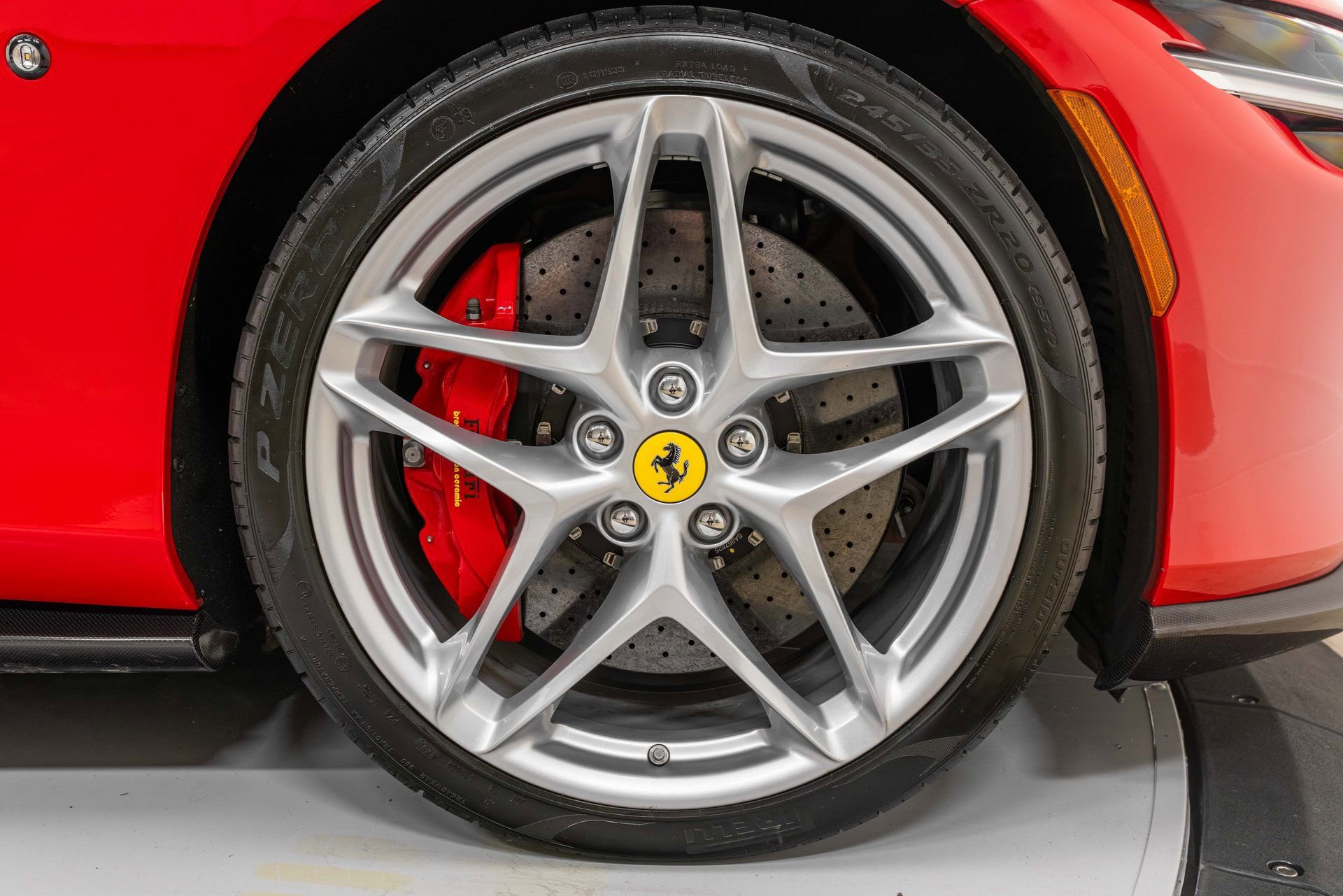Certified 2025 Ferrari Roma Spider RWD image 16