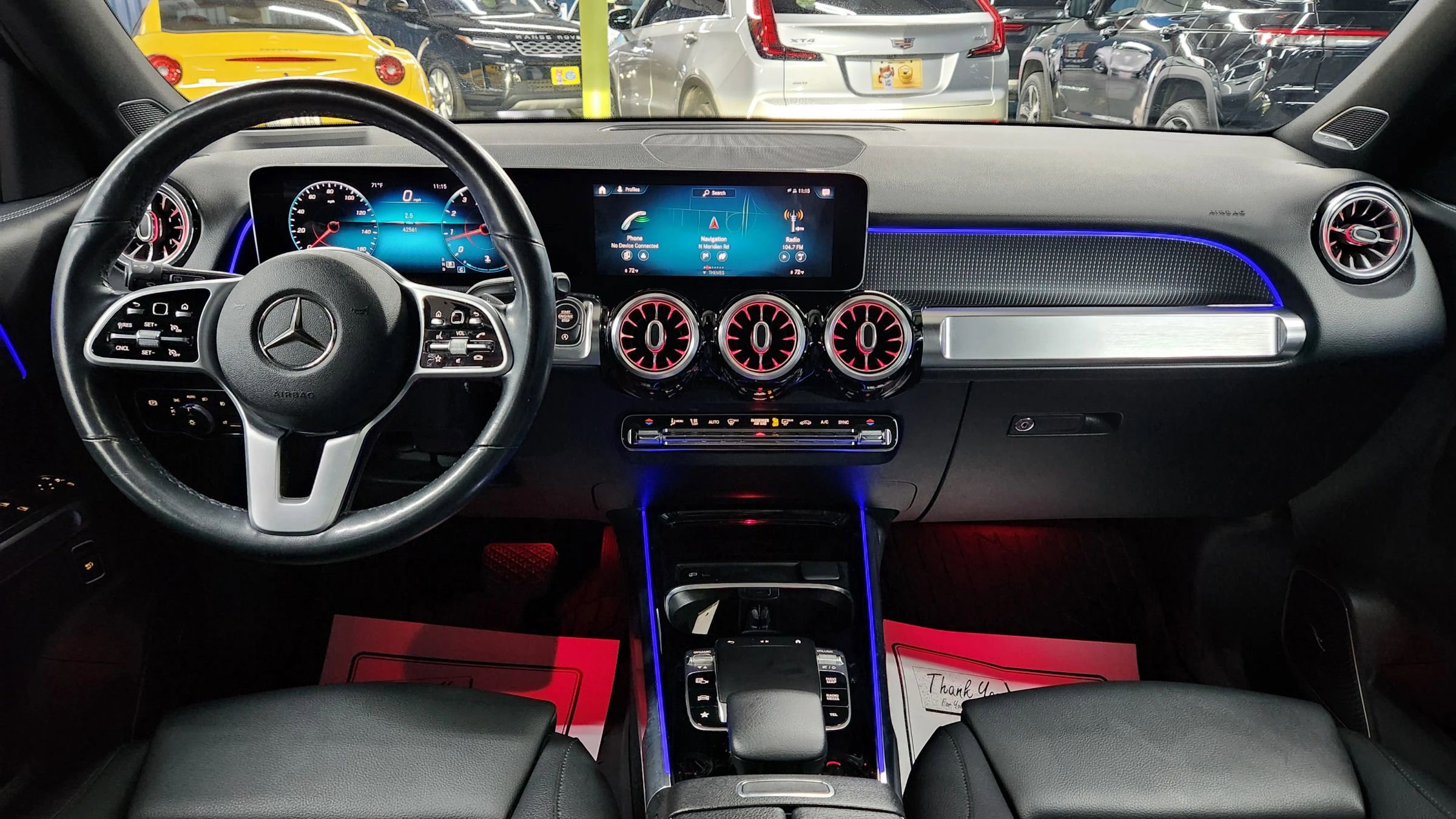 Used 2020 Mercedes-Benz GLB 250 4MATIC w/ Premium Package image 23