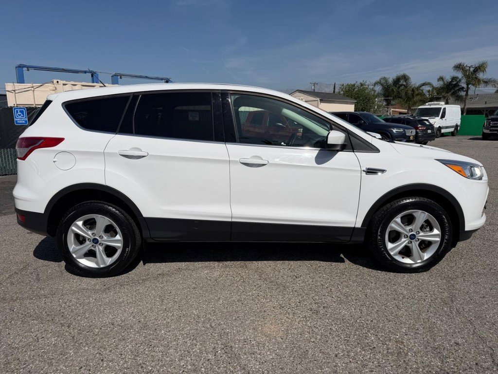 Used 2016 Ford Escape SE AWD/4WD image 4