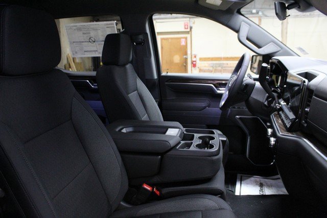 New 2026 GMC Sierra 1500 Elevation image 10