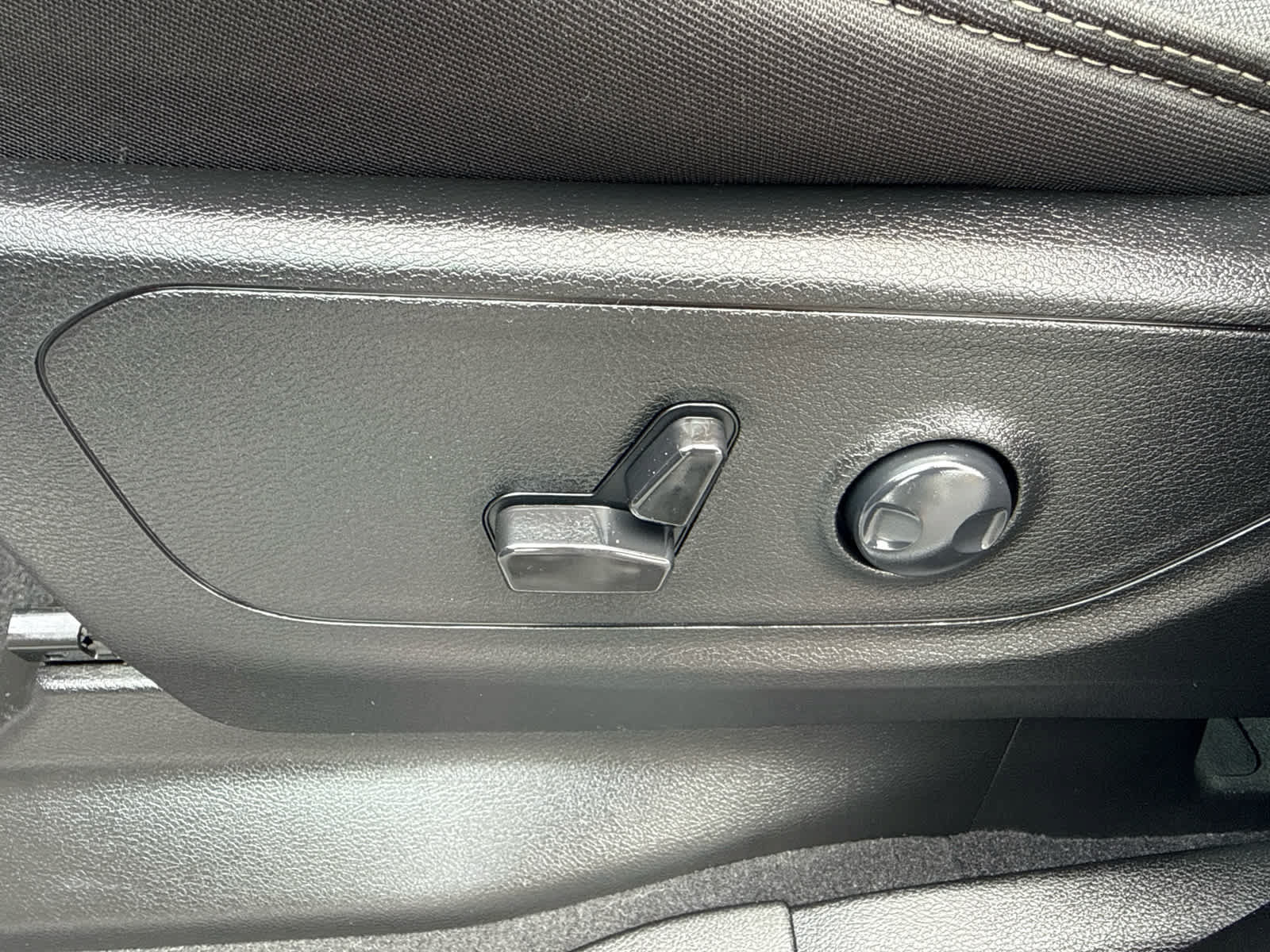 Used 2025 RAM 1500 Big Horn AWD/4WD image 12