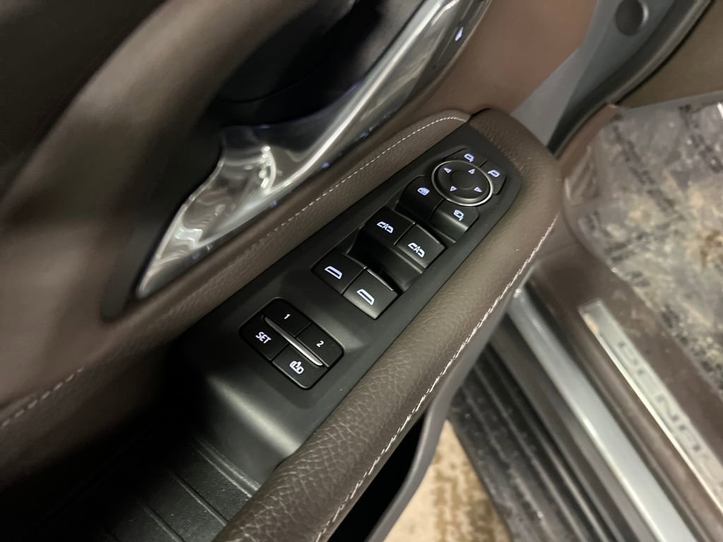 Certified 2023 GMC Yukon XL Denali w/ Advanced Technology Package image 17