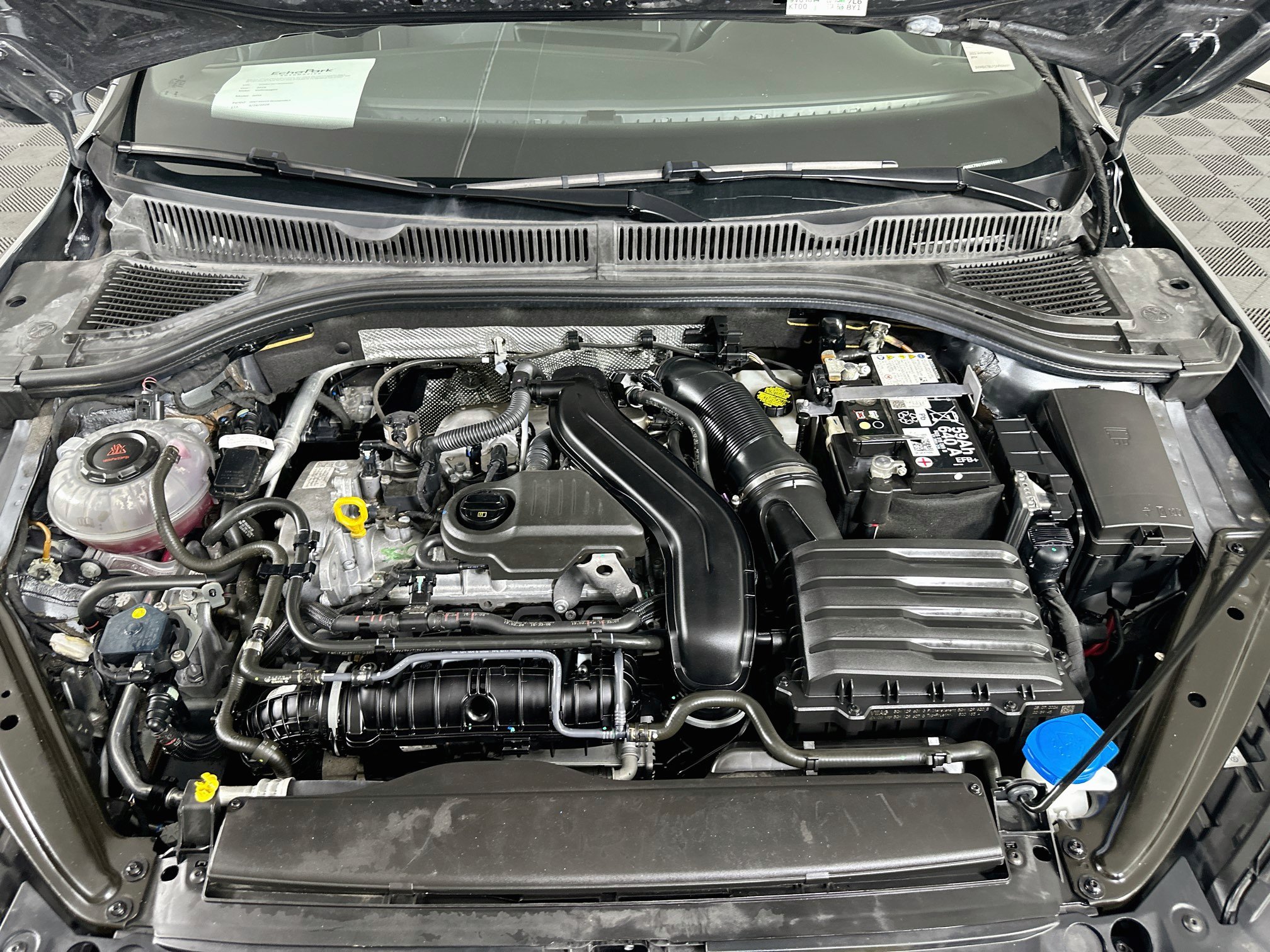 Used 2025 Volkswagen Jetta Sport FWD image 33