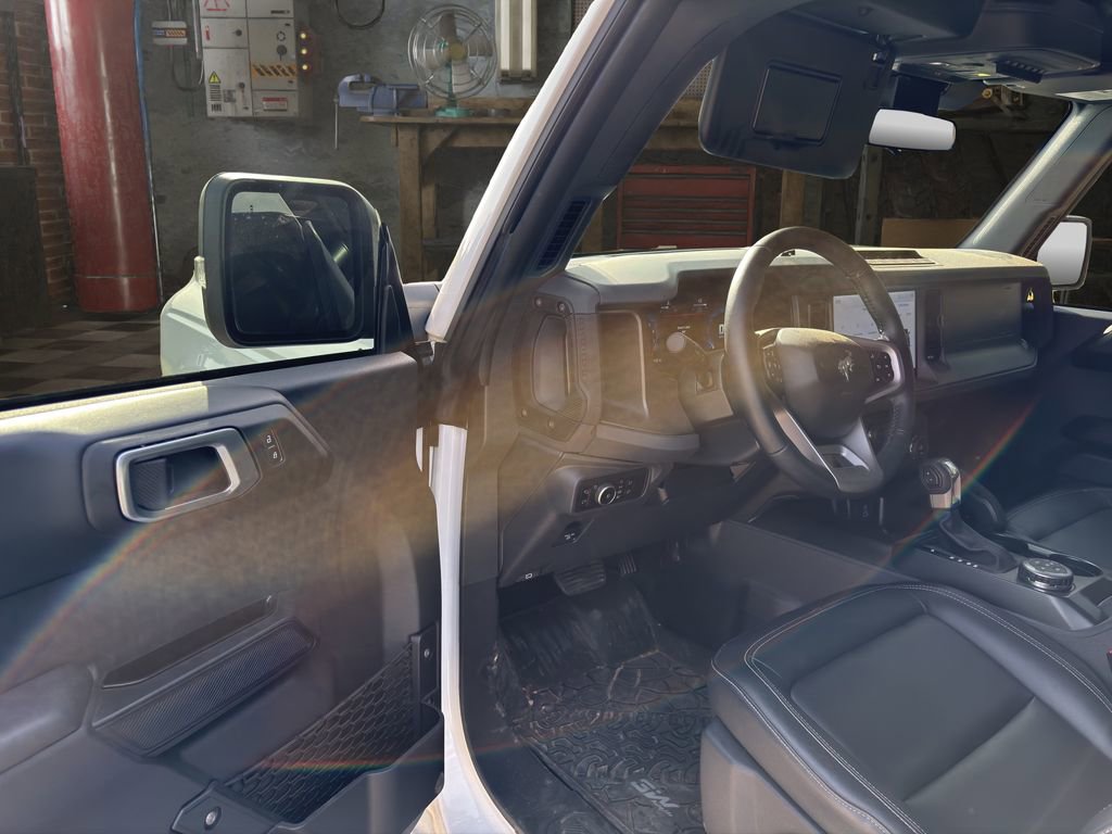 Used 2025 Ford Bronco Badlands AWD/4WD image 17
