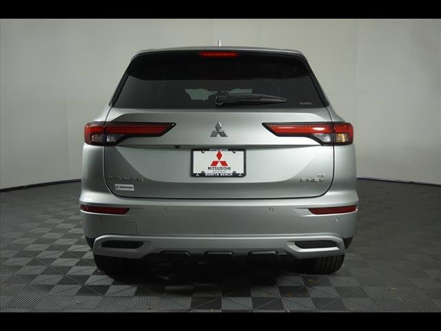New 2025 Mitsubishi Outlander SE image 6