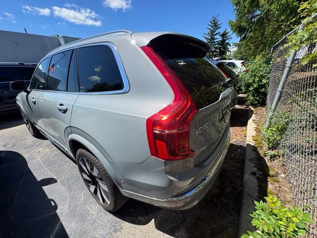 Used 2024 Volvo XC90 T8 Ultimate AWD/4WD image 3