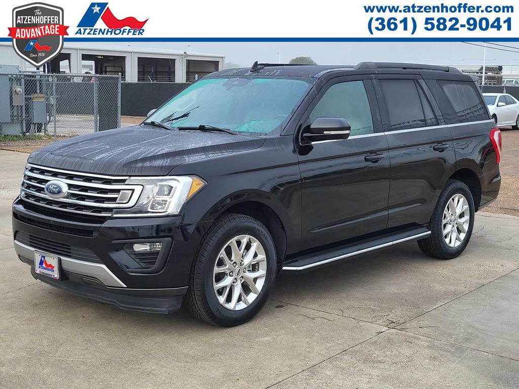 Used 2021 Ford Expedition XLT image 3