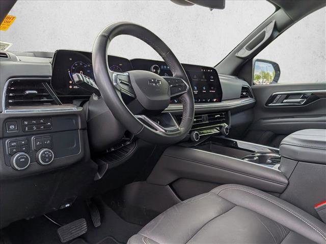 Certified 2025 Chevrolet Suburban Z71 AWD/4WD image 9