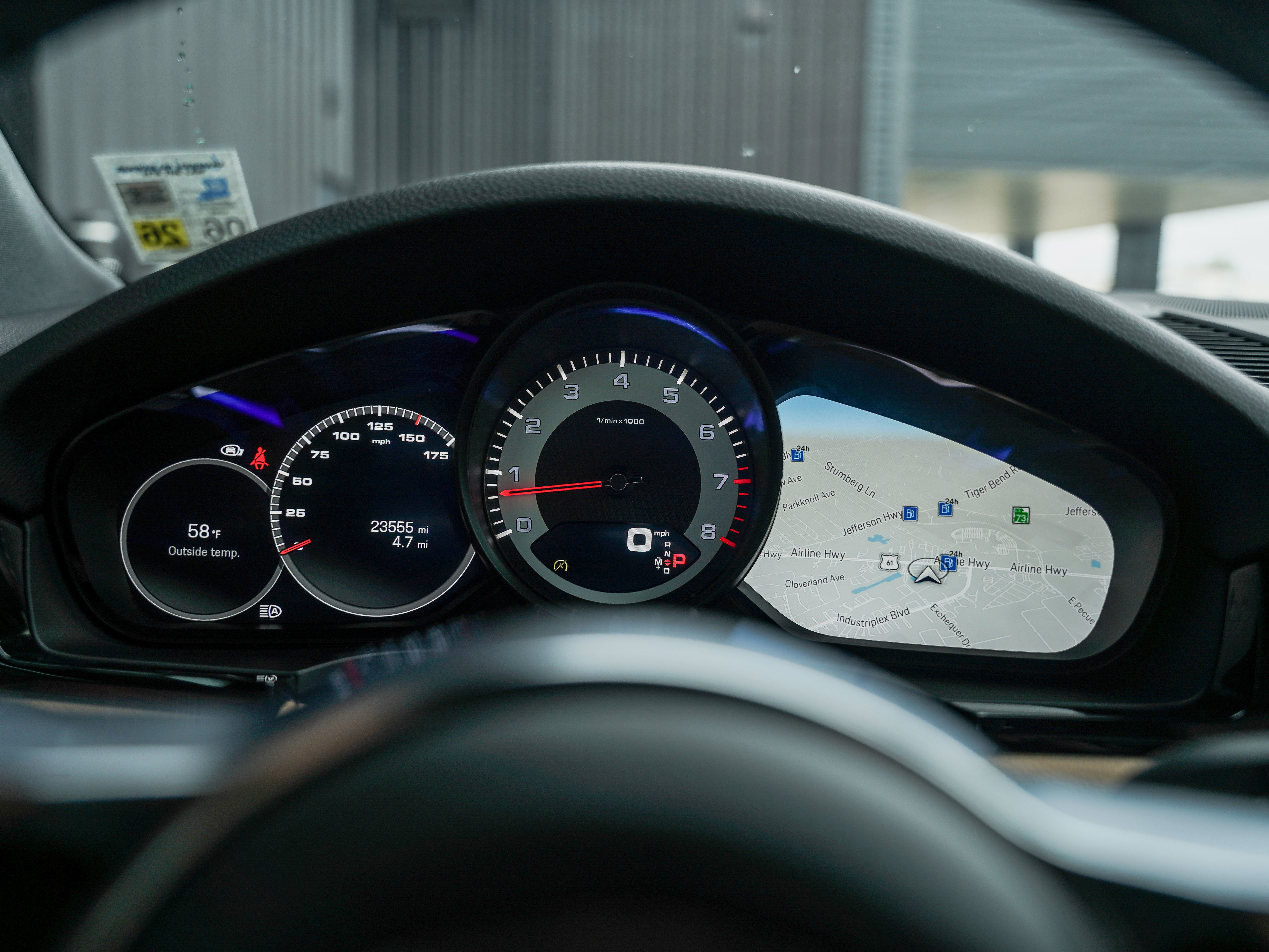 Certified 2022 Porsche Cayenne Platinum Edition image 20