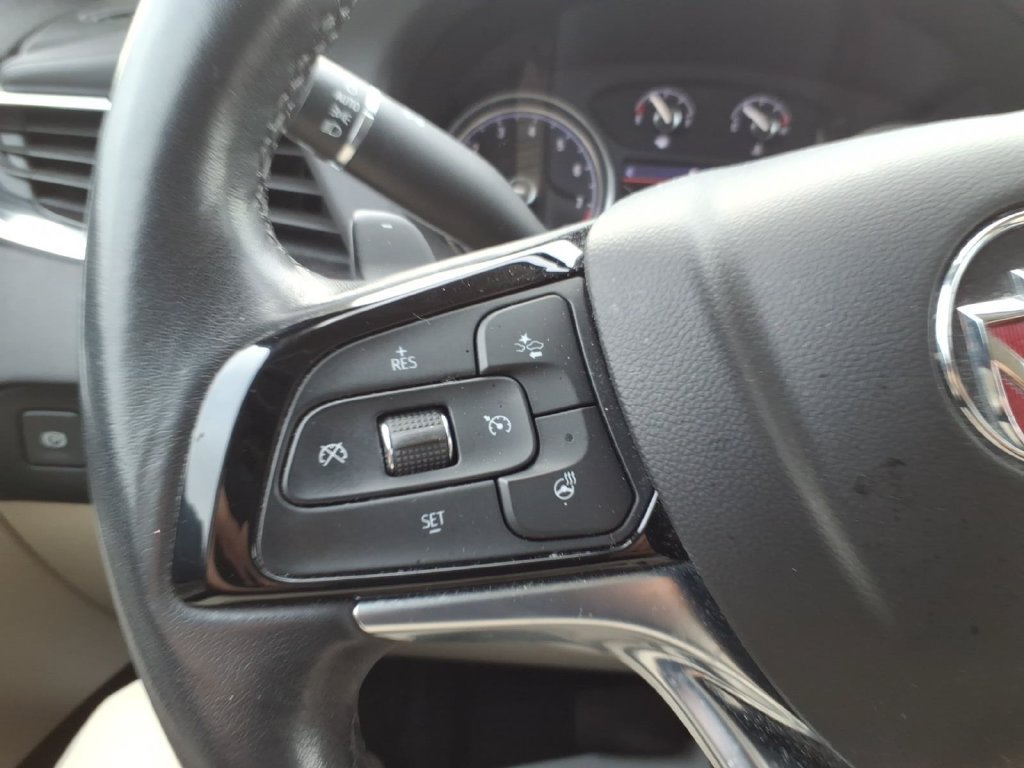 Certified 2023 Buick Enclave Essence AWD/4WD image 15