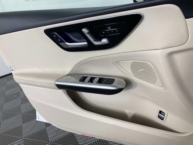 Used 2025 Mercedes-Benz C 300 4MATIC Sedan image 23