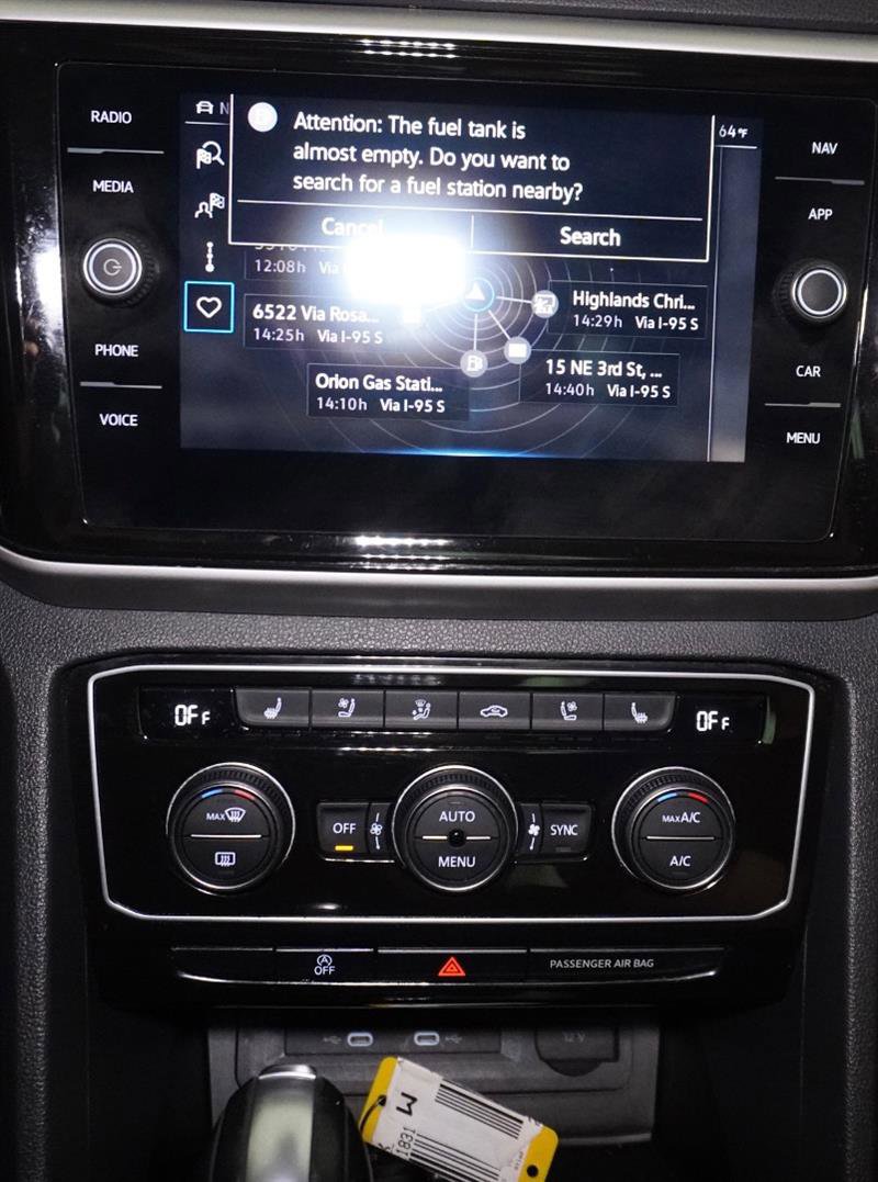 Used 2021 Volkswagen Atlas Cross Sport SEL Premium image 15