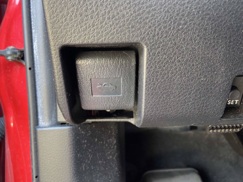Used 2022 Toyota Tacoma SR5 RWD image 22