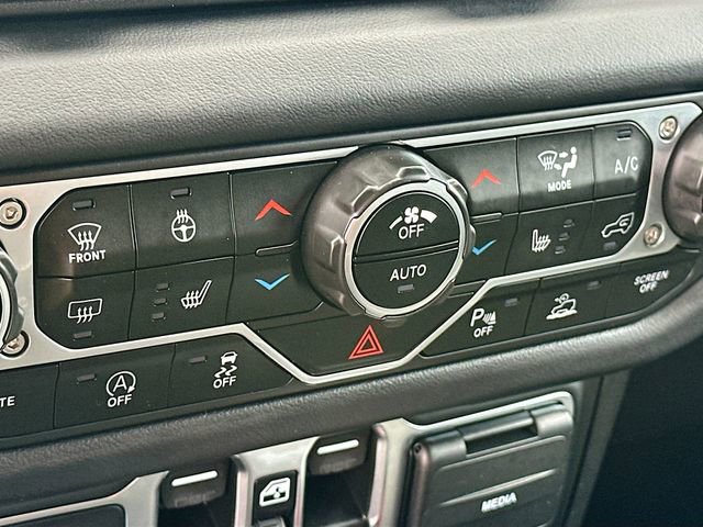 Used 2024 Jeep Wrangler Sahara w/ Technology Group image 20