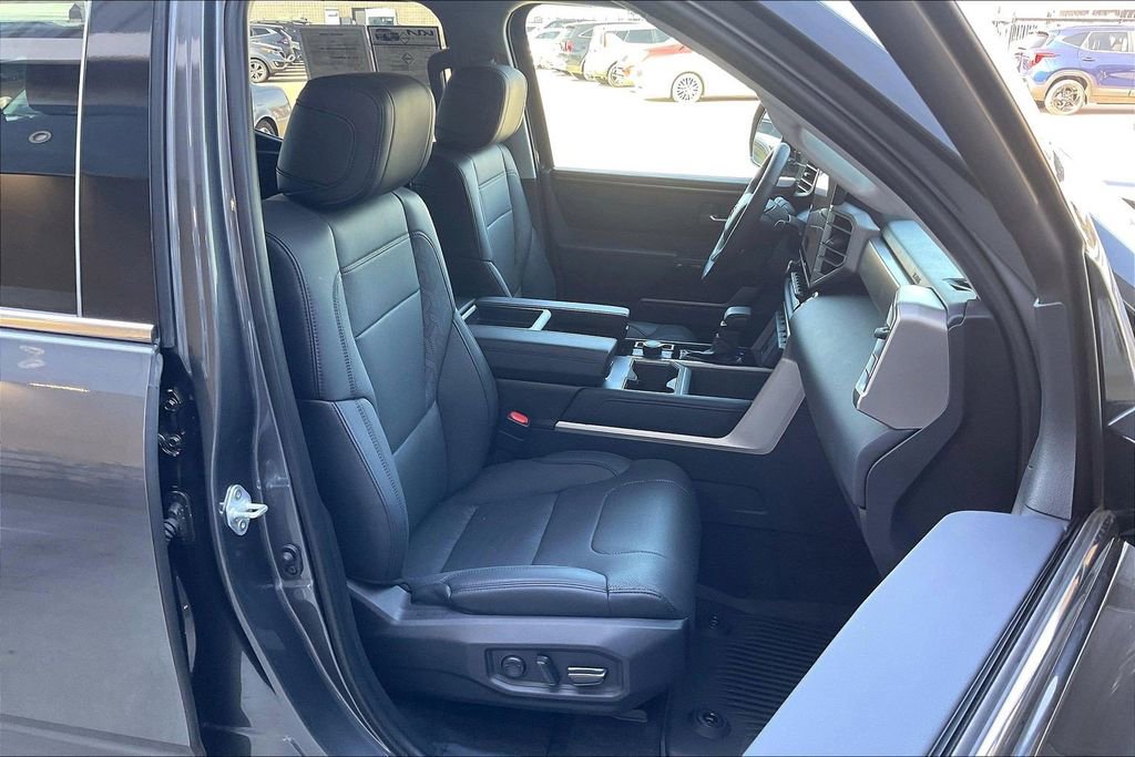 Used 2023 Toyota Tundra Limited w/ TRD Off-Road Package image 7