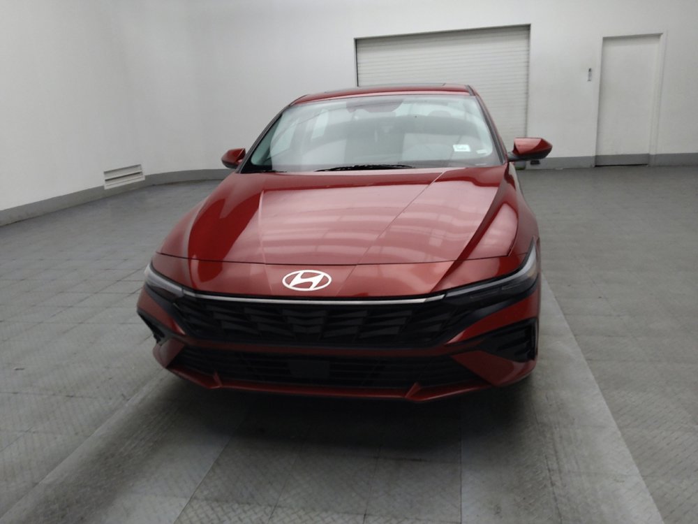Used 2025 Hyundai Elantra SEL image 15