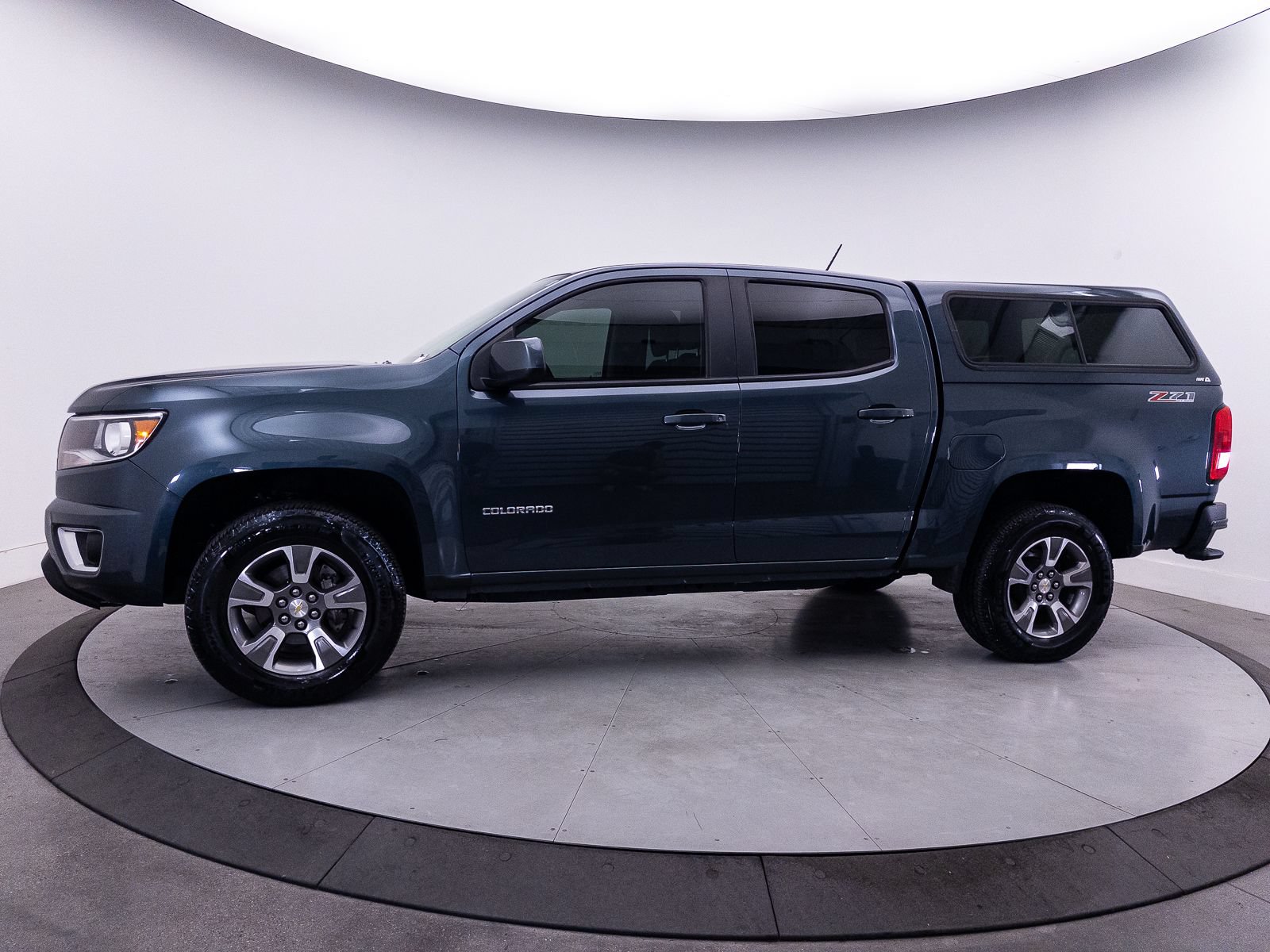 Used 2020 Chevrolet Colorado Z71 AWD/4WD image 43
