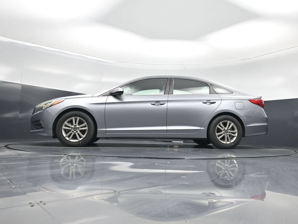 Used 2015 Hyundai Sonata SE w/ Option Group 09 FWD image 46