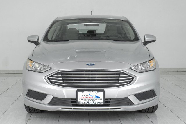 Used 2018 Ford Fusion S FWD image 3