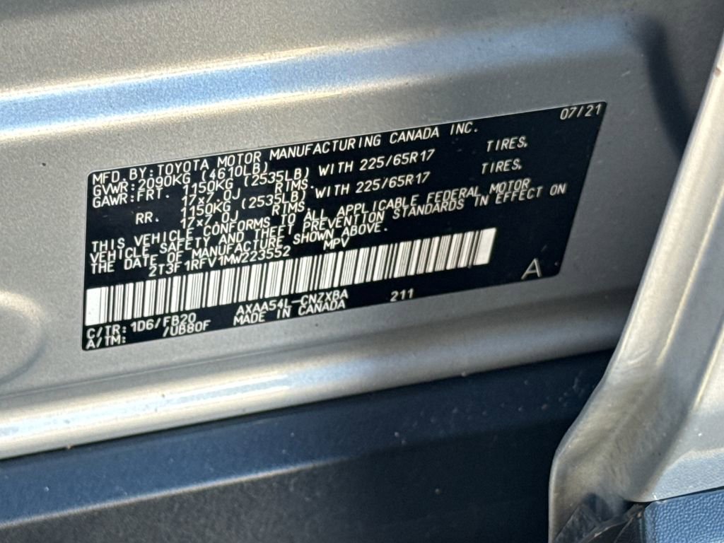 Used 2021 Toyota RAV4 LE w/ Carpet Mat Package (TMS) AWD/4WD image 45