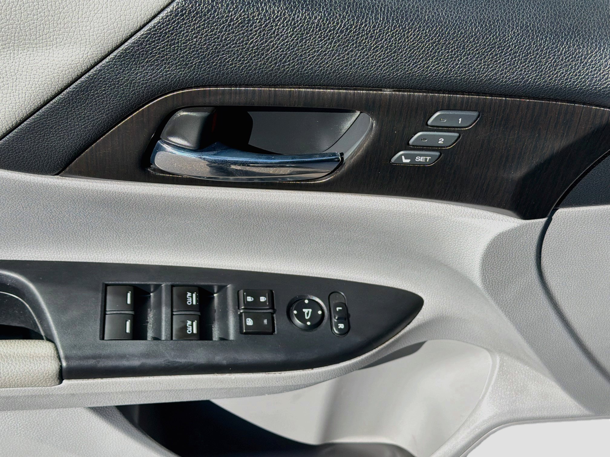 Used 2014 Honda Accord EX-L image 15