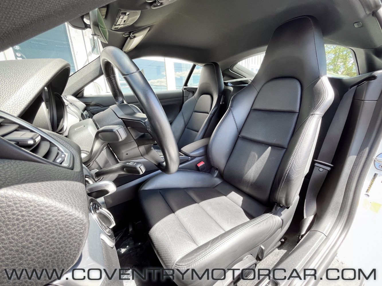 Used 2018 Porsche 718 Cayman RWD image 26
