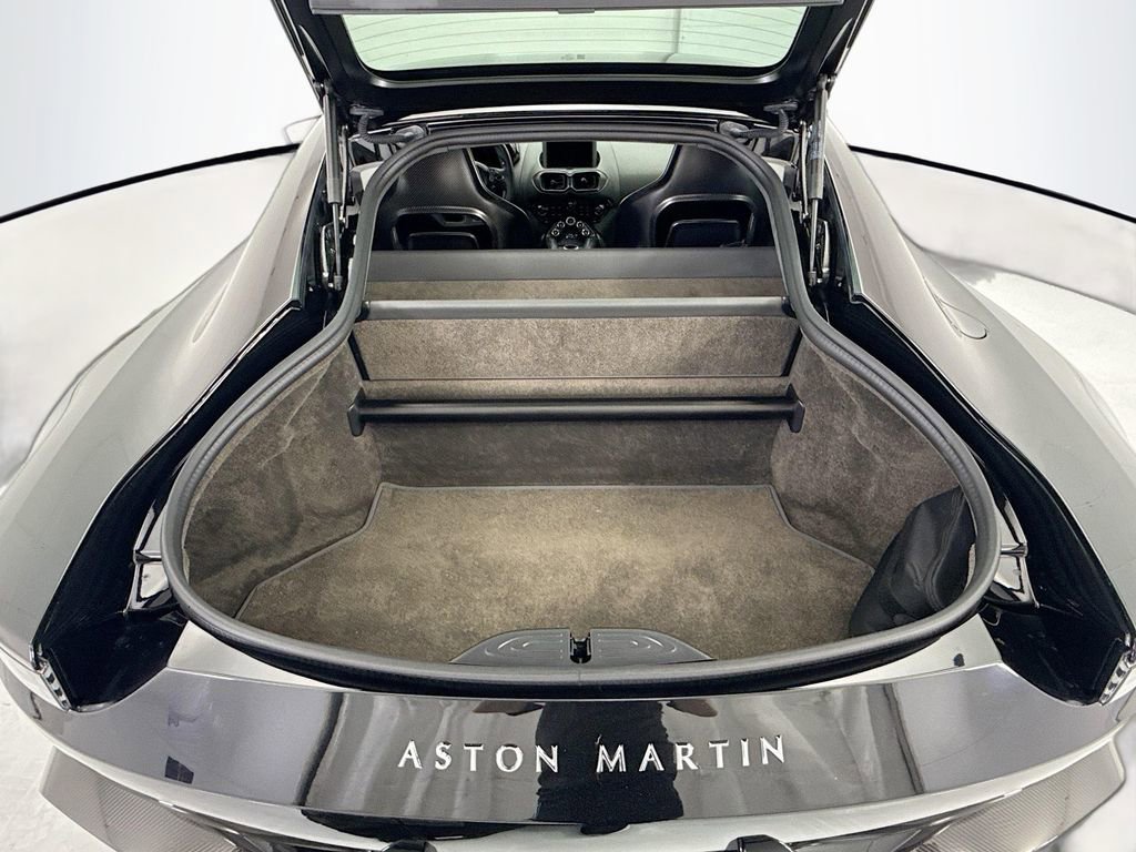 Used 2023 Aston Martin V12 Vantage image 25