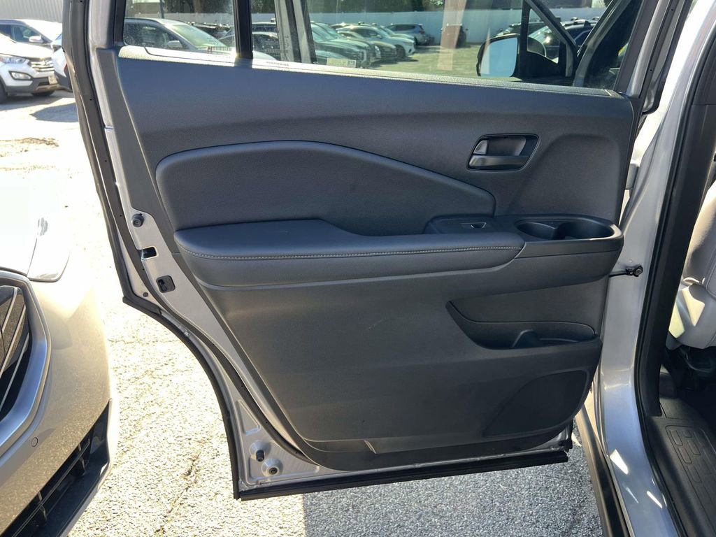 Used 2023 Honda Passport EX-L image 14