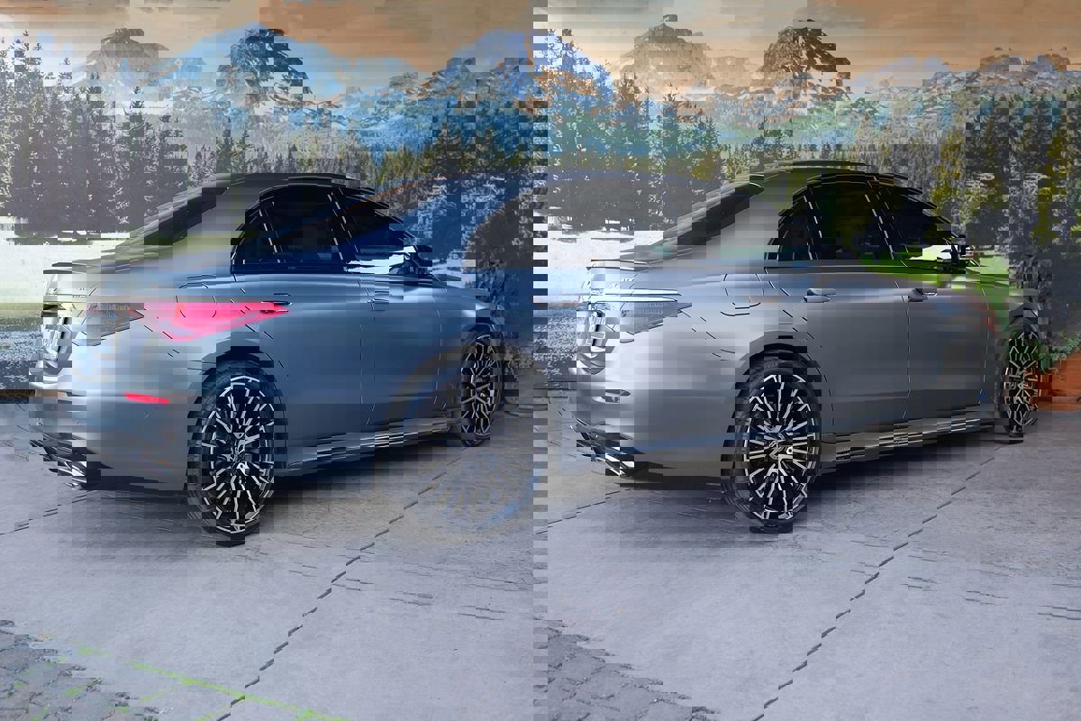 Used 2023 Mercedes-Benz S 580 4MATIC Sedan image 6