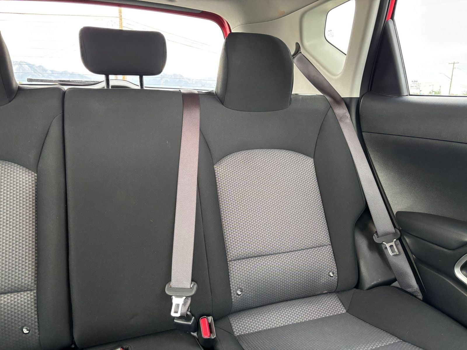 Used 2025 Kia Soul LX w/ LX Technology Package FWD image 34