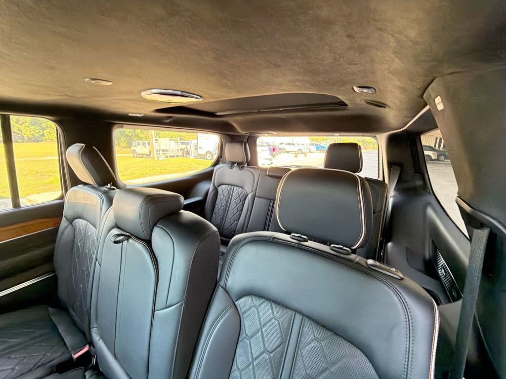 Used 2022 Jeep Grand Wagoneer Series III w/ Rear Seat Video Group 1 AWD/4WD image 33