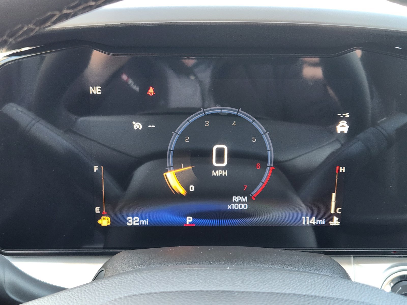 New 2026 Chevrolet Trax LT w/ LT Convenience Package FWD image 15