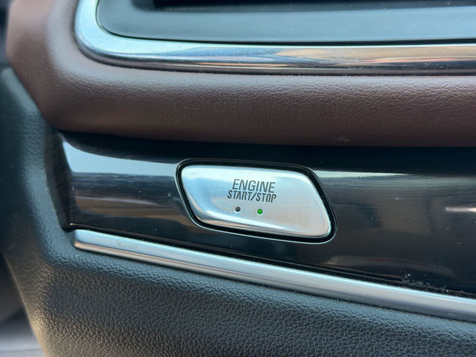 Used 2019 Buick Enclave Avenir w/ Avenir Technology Package image 31