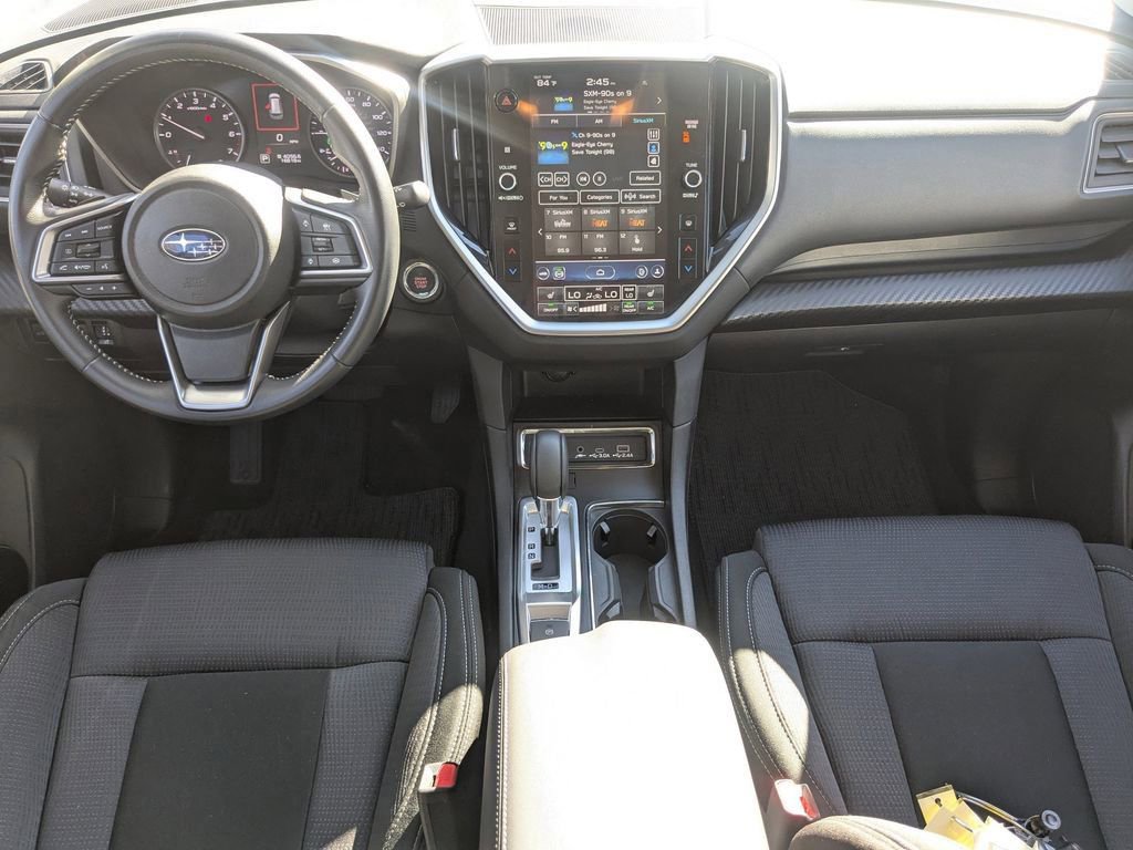 Used 2024 Subaru Ascent Premium w/ Convenience Package image 16