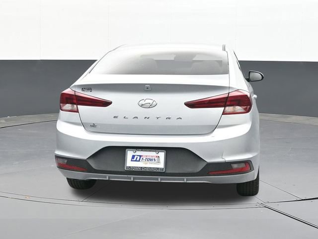 Used 2020 Hyundai Elantra SE w/ Convenience Package (C2) image 12