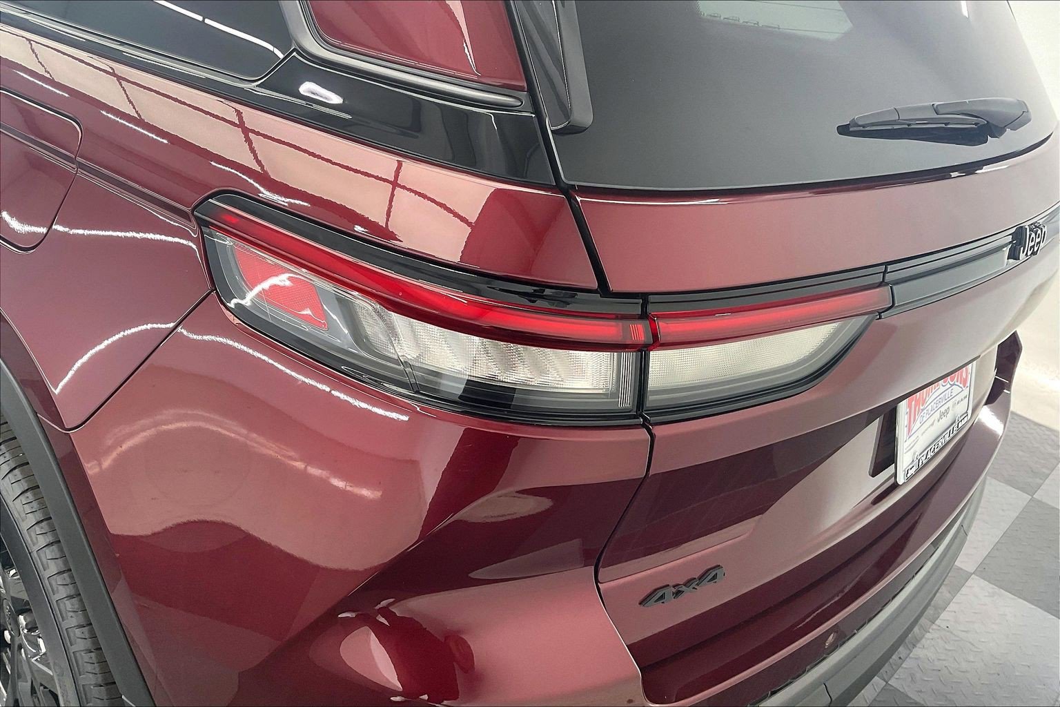 New 2026 Jeep Grand Cherokee Altitude AWD/4WD image 15
