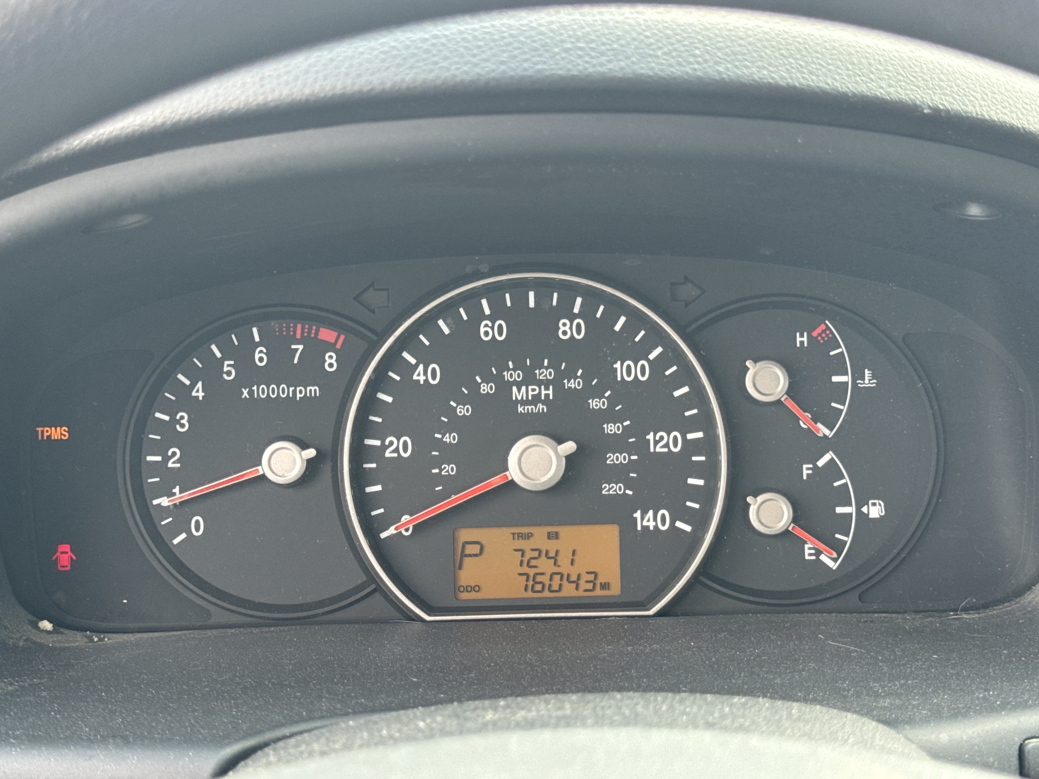 Used 2009 Kia Rondo LX FWD image 18