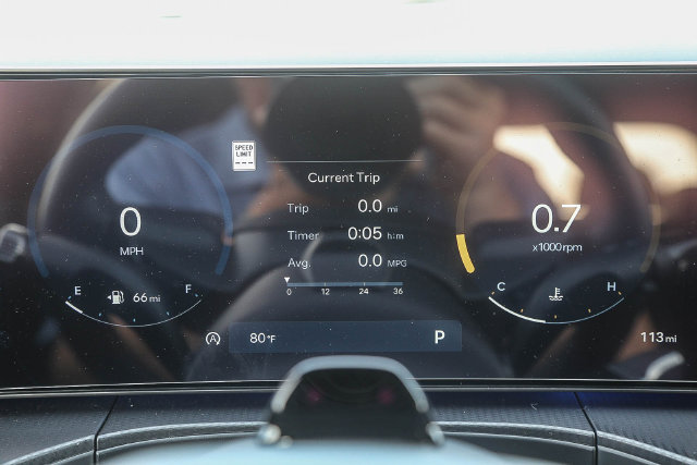 New 2025 Hyundai Santa Fe Calligraphy AWD/4WD image 26