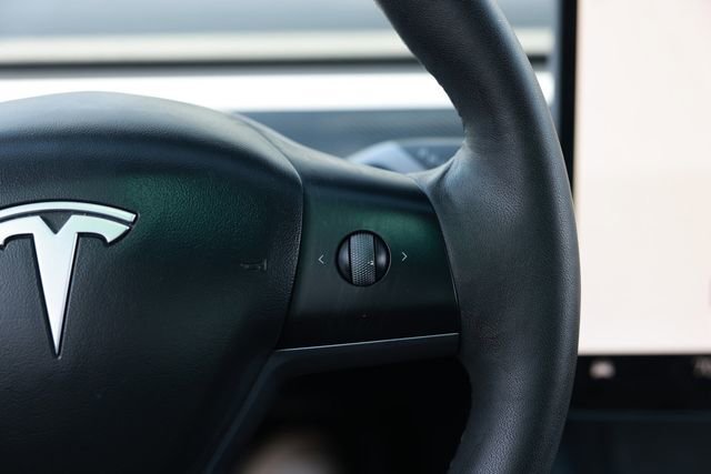 Used 2022 Tesla Model 3 RWD image 31